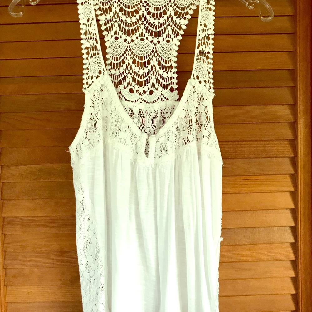 🐚 ABERCROMBIE AND FITCH LACE TANK🐚
